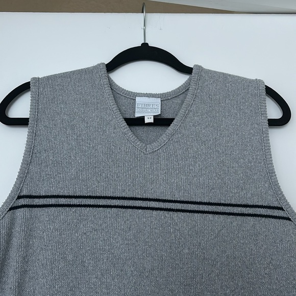Vintage Sweater Vest - Picture 3 of 4